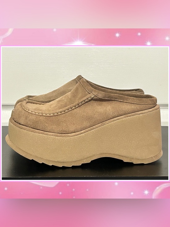 Soda Shoes - Vintage 90s Chunky Platform Suede Clogs